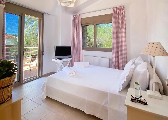 Julia Сани-Бич